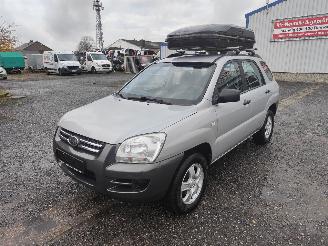 Auto da rottamare Kia Sportage 2.0 2WD Zilver S6 Onderdelen G4GC Motor 2006/9