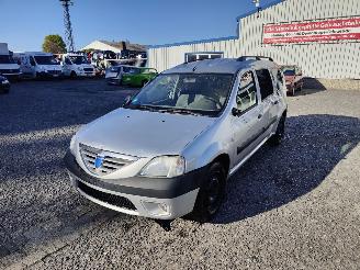 Autoverwertung Dacia Logan MCV 1.6 Zilver TED69 Onderdelen K7M710 Motor 2007/6