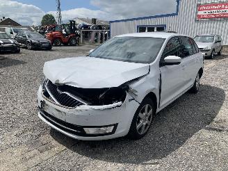 Démontage voiture Skoda Rapid Rapid Spaceback 2014/6