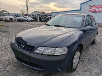 Auto da rottamare Opel Vectra 1.6 1999/2