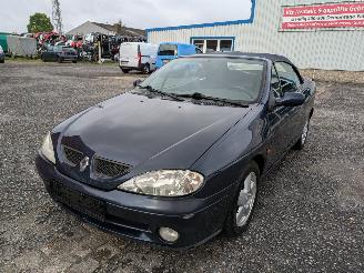 Auto da rottamare Renault Mégane Cabrio 1.6 2000/6