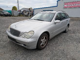 Dezmembrări autoturisme Mercedes C-klasse 203 1.8 Brillantsilber - Metallic 744 2003/9
