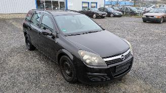 Opel Astra 2HU picture 3