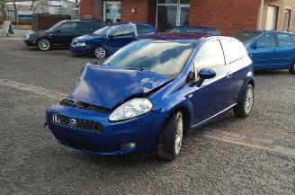 Autoverwertung Fiat Grande Punto Blau 599/A Slooponderdelen Deur Achterklep Achterbumper 2007/10