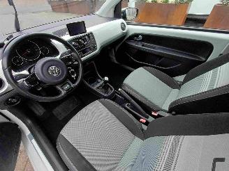 Volkswagen Up! 1.0 high up! WHITE ! 55kw picture 7