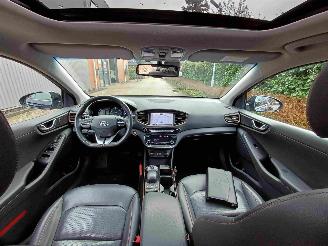 Hyundai Ioniq Premium EV picture 7