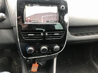Renault Clio 15dci 66kW E6 Night & Day picture 8