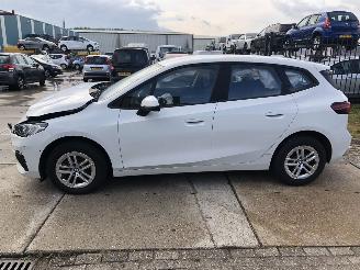 skadebil auto BMW 2-serie 218i Active Tourer 2022/11