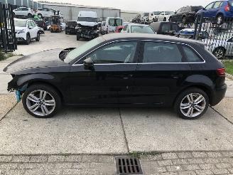 skadebil auto Audi A3 16tdi 85kW E6 SB 2017/7