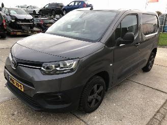 Toyota Proace CITY 1.5D-4D Live 75kW E6 picture 2