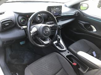 Toyota Yaris 1.5 Hybrid Dynamic picture 6