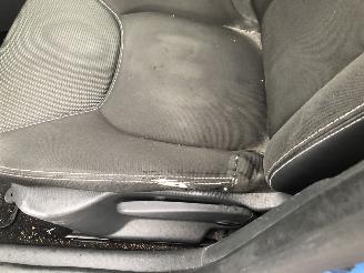 Renault Clio 0.9tce HB NAVI, LM VELGEN picture 10