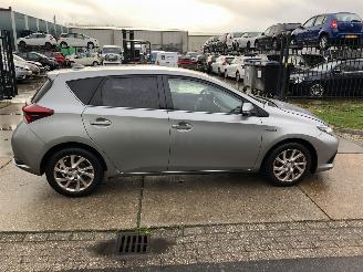 Auto incidentate Toyota Auris 1.8 Hybrid 5 drs 2017/6