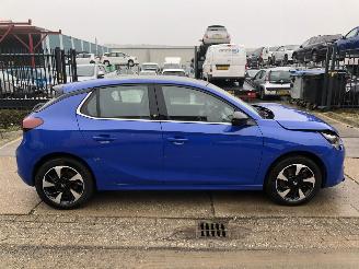 krockskadad bil auto Opel Corsa-E Elegance 50kWh 2022/8