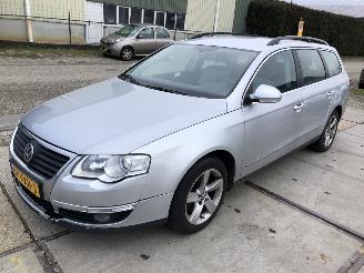 Volkswagen Passat 18tsi Combi picture 2