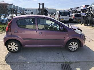 skadebil auto Peugeot 107 1.0i Active Airco 5 drs 2014/1