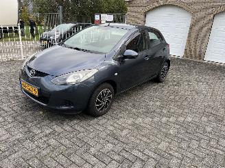 krockskadad bil auto Mazda 2  2008/7