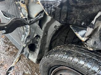 Peugeot 107 Weinig km !! picture 18