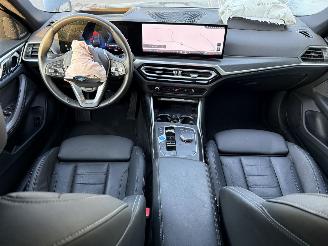 BMW i4 eDrive 35 / Panorama / Automaat picture 14