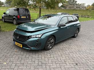 Avarii autoturisme Peugeot 308 SW Puretech Active Pack Business 2023/1