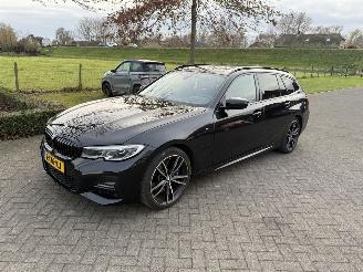BMW 3-serie Touring 330e M-Pakket / Pamorma / Leer / Automaat picture 1