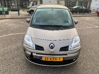 uszkodzony samochody osobowe Renault Modus 1.2 TCE 2009/10