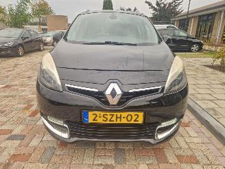 krockskadad bil auto Renault Grand-scenic 1.2 TCE BOSE 7 PERS 2014/1