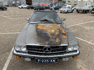 Coche accidentado Mercedes SL 450 SL 1979/2