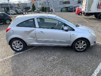 Opel Corsa 1.4 16V ENJOY picture 7