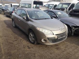 Auto da rottamare Renault Mégane Megane III Grandtour (KZ), Combi 5-drs, 2008 / 2016 1.5 dCi 110 2010