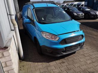 Vrakbiler auto Ford Courier Transit Courier, Van, 2014 / 2023 1.5 TDCi 75 2017/7