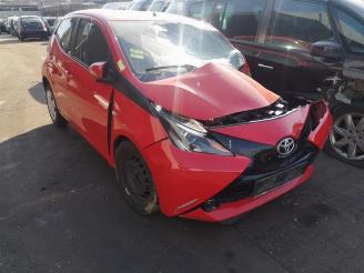 Coche siniestrado Toyota Aygo Aygo (B40), Hatchback, 2014 1.0 12V VVT-i 2017