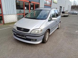  Opel Zafira Zafira (F75), MPV, 1998 / 2005 1.8 16V 2002