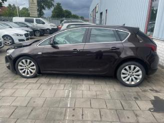 Purkuautot passenger cars Opel Astra Astra J (PC6/PD6/PE6/PF6), Hatchback 5-drs, 2009 / 2015 1.4 Turbo 16V 2012/6