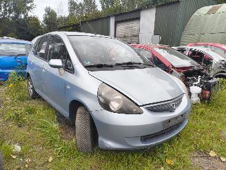Coche siniestrado Honda Jazz 1.2 Cool 2006/2