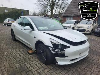 Tesla Model 3 Model 3, Sedan, 2017 Long Range AWD 75 kWh picture 7