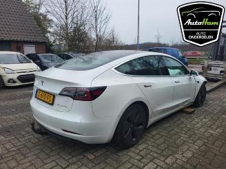 Tesla Model 3 Model 3, Sedan, 2017 Long Range AWD 75 kWh picture 4