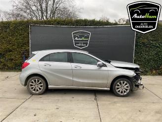 Salvage car Mercedes A-klasse A (W176), Hatchback, 2012 / 2018 1.6 A-180 16V 2013/12