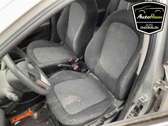 Hyundai I-20 i20, Hatchback, 2008 / 2015 1.2i 16V picture 16