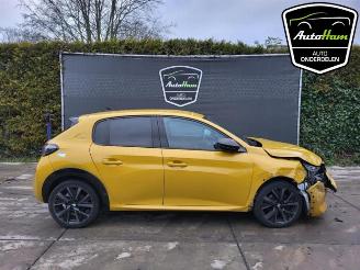 Auto da rottamare Peugeot 208 208 II (UB/UH/UP), Hatchback 5-drs, 2019 1.2 Vti 12V PureTech 100 2021/10