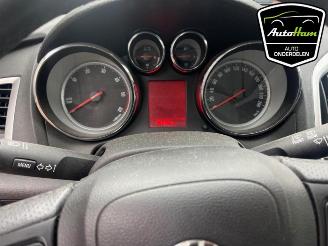 Opel Astra Astra J Sports Tourer (PD8/PE8/PF8), Combi, 2010 / 2015 1.6 CDTI 16V picture 13