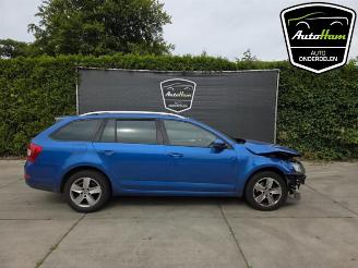 demontáž osobní automobily Skoda Octavia Octavia Combi (5EAC), Combi 5-drs, 2012 / 2020 1.6 TDI Greenline 16V 2014/5