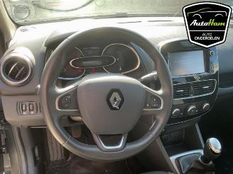 Renault Clio Clio IV Estate/Grandtour (7R), Combi 5-drs, 2012 / 2021 0.9 Energy TCE 90 12V picture 16