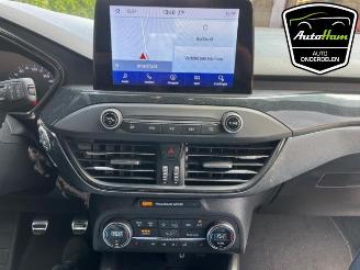 Ford Focus Focus 4 Wagon, Combi, 2018 1.0 Ti-VCT EcoBoost 12V 125 picture 17