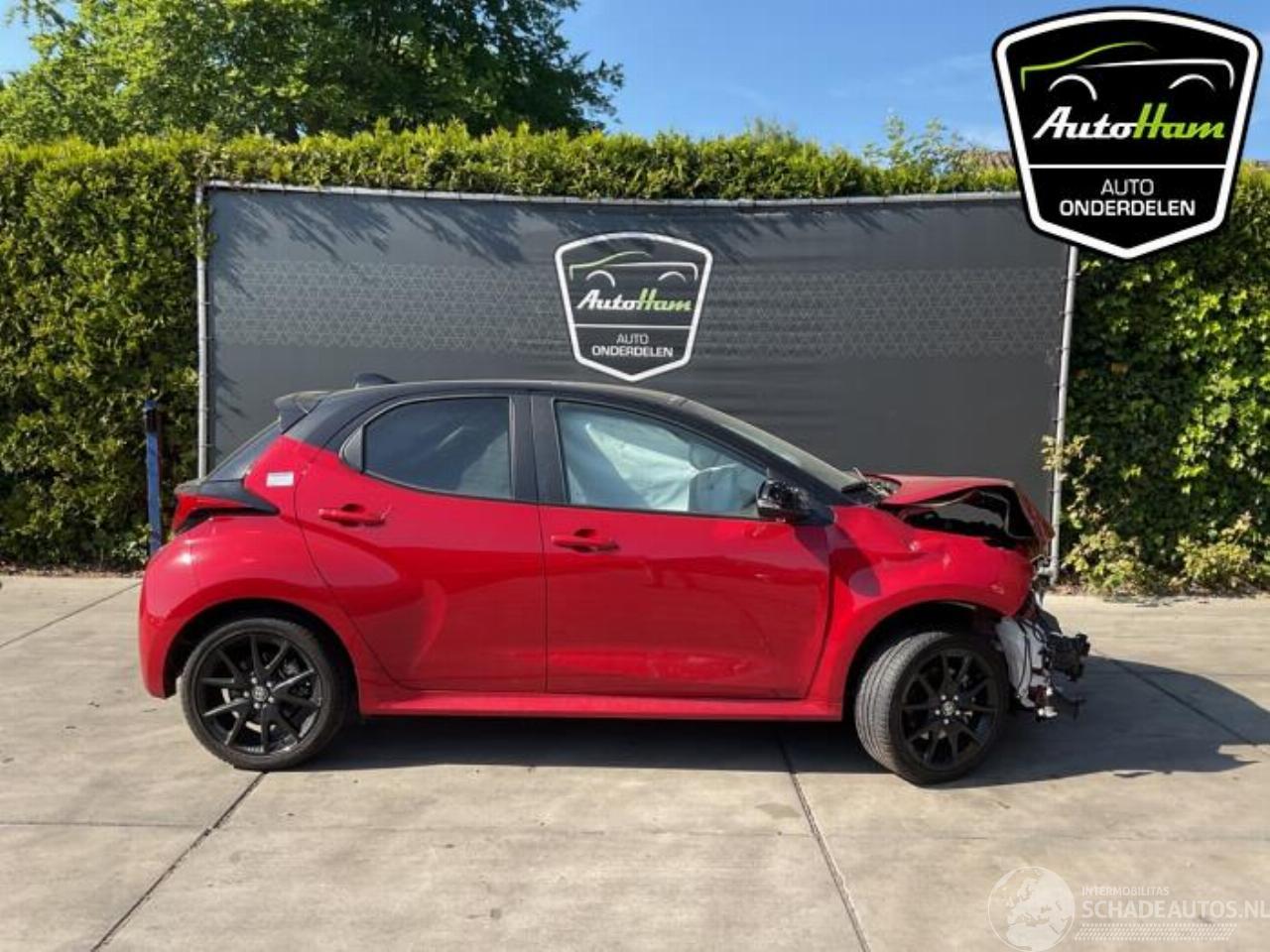 Toyota Yaris Yaris IV (P21/PA1/PH1), Hatchback, 2020 1.5 12V Hybrid 115