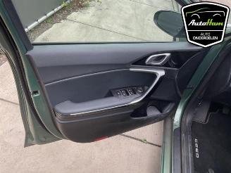 Kia Cee d Ceed Sportswagon (CDF), Combi 5-drs, 2018 1.0i T-GDi 12V picture 29