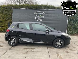 demontáž osobní automobily Renault Clio Clio IV (5R), Hatchback 5-drs, 2012 / 2021 0.9 Energy TCE 90 12V 2013/7