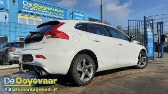 Uttjänta bilar auto Volvo V-40 V40 (MV), Hatchback 5-drs, 2012 / 2019 2.0 D4 16V 2014/11