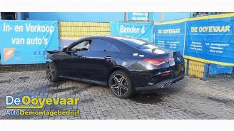 Coche siniestrado Mercedes Cla-klasse CLA (118.3), Sedan, 2019 1.3 CLA-180 Turbo 16V 2021/1