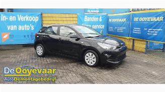 Auto da rottamare Kia Rio Rio IV (YB), Hatchback, 2017 1.0i T-GDi 100 12V 2023/5